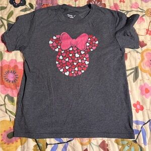 Disney Kid’s Minnie Heart Tee Shirt ~ M